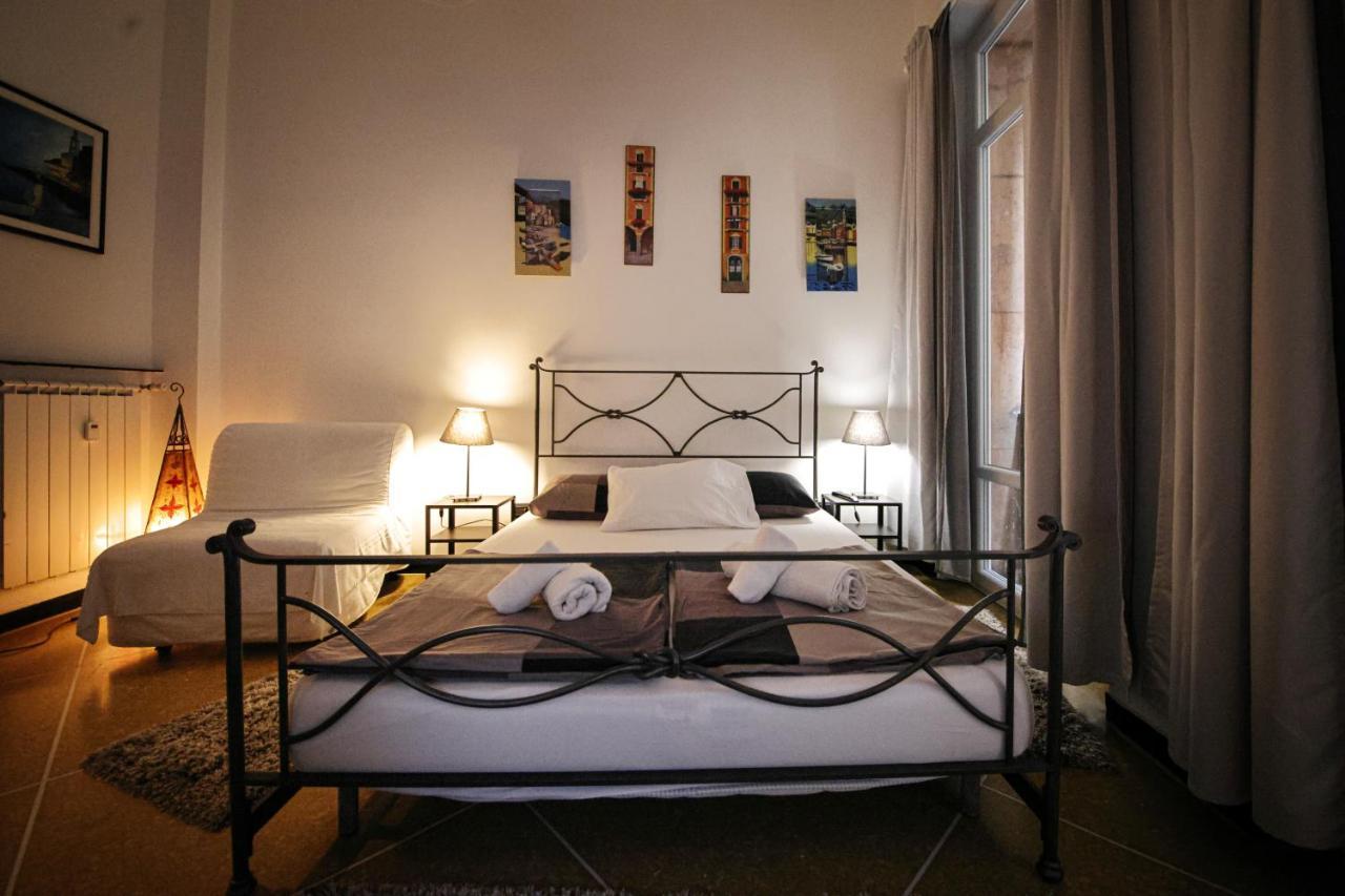 Nik Rooms Genua Exteriör bild
