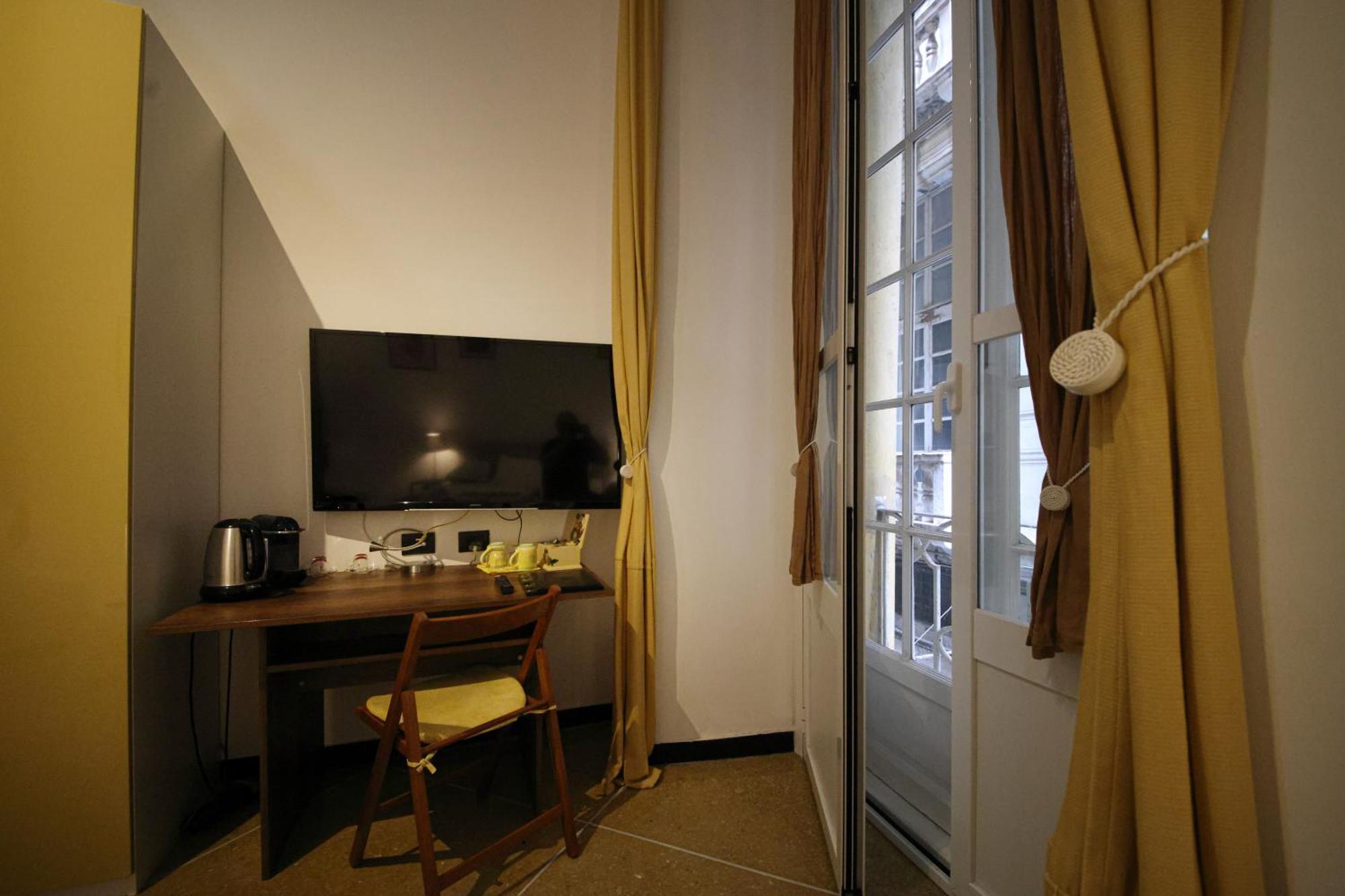 Nik Rooms Genua Exteriör bild
