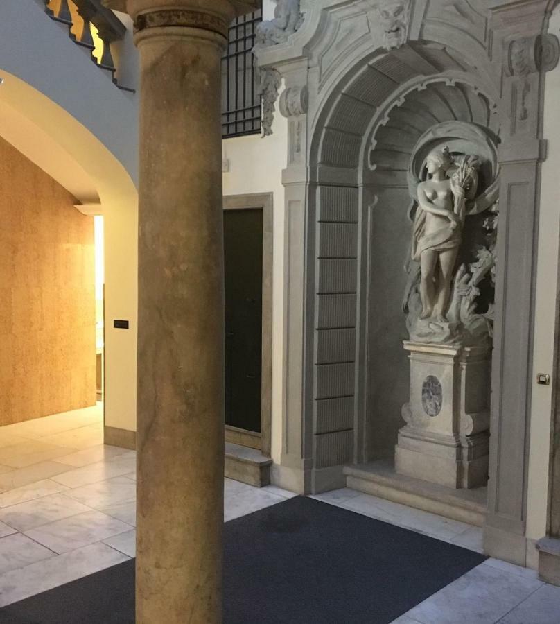 Nik Rooms Genua Exteriör bild